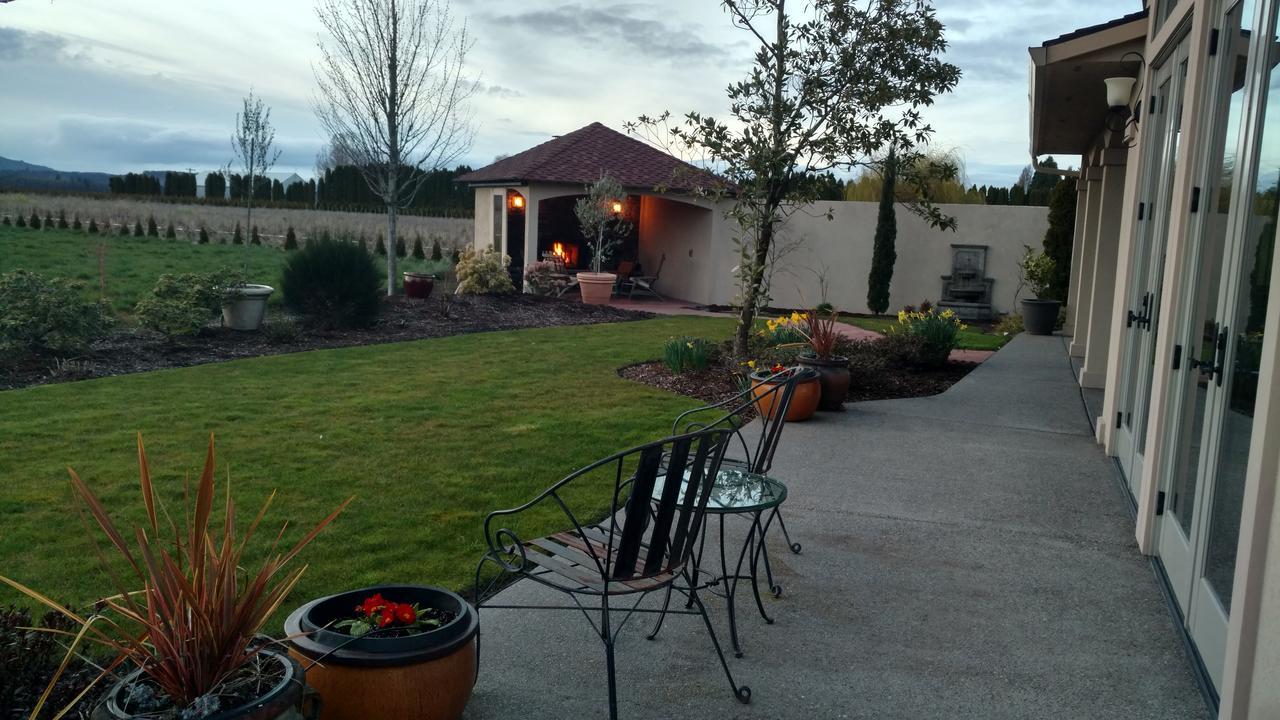 Casale Bed and Breakfast Forest Grove Εξωτερικό φωτογραφία