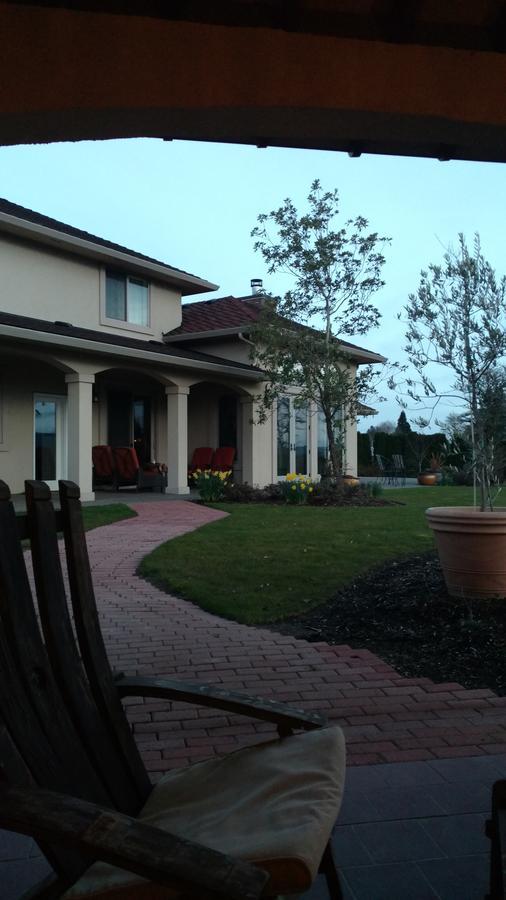 Casale Bed and Breakfast Forest Grove Εξωτερικό φωτογραφία